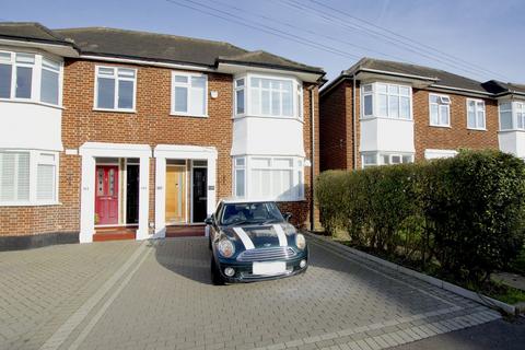 3 bedroom maisonette for sale, Parkview Road, London, SE9