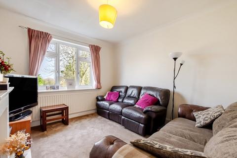 3 bedroom maisonette for sale, Parkview Road, London, SE9