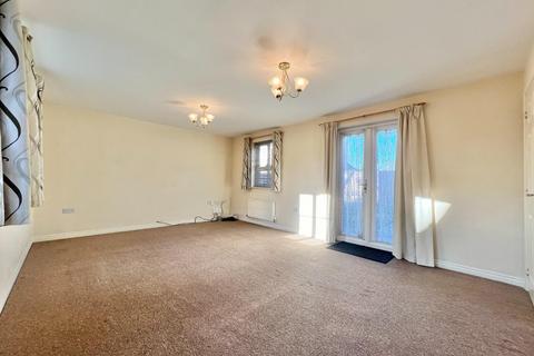 4 bedroom detached house to rent, Elmcroft Close, Beck Row IP28