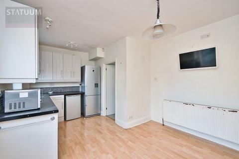 3 bedroom terraced house for sale, Fordyke Road, Chadwell Heath, Becontree, Dagenham, Essex, RM8