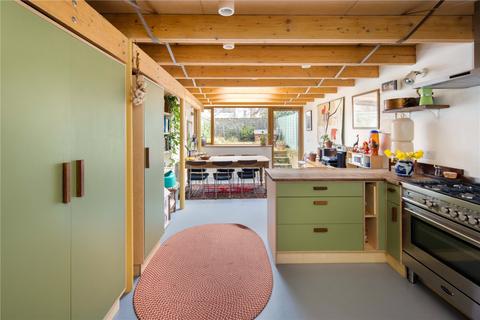 4 Mile End Place, London, E1 4BH