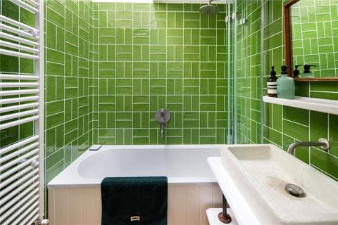 4 Mile End Place, London, E1 4BH