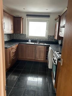 2 bedroom flat to rent, Eastern Ave, IG2