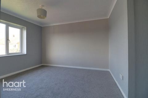 1 Ferry View, Queenborough, ME11 5LP