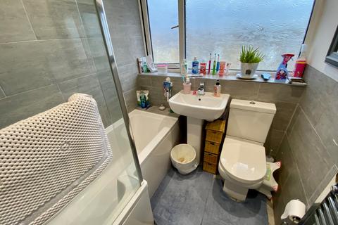 36 Alexandra Road, Eccleshill, Bradford, BD2 2HS