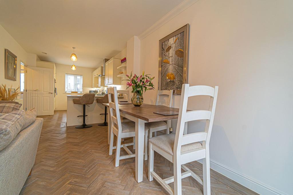 Living Room/Dinning Room