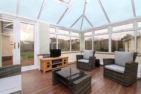 15 Allenstyle Drive, Yelland, Barnstaple, EX31 3DY