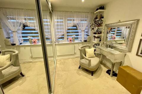 34 Birchen Grove, Luton, LU2 7TW