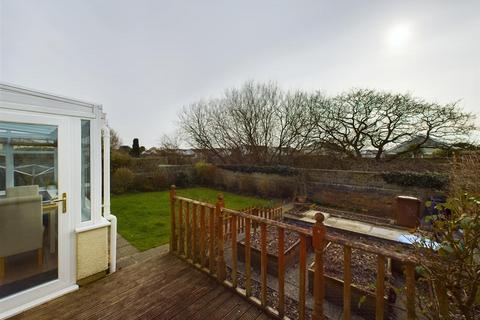 15 Danlan Park, Pembrey, Burry Port, SA16 0UG