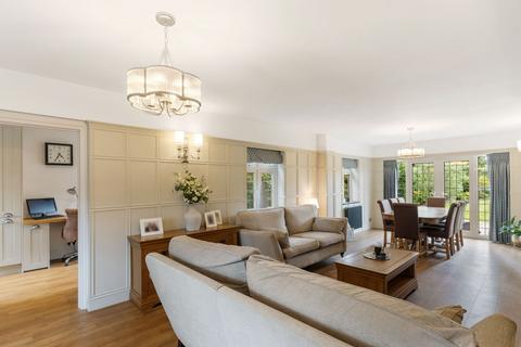 undefined, Kingsmead Avenue, Worcester Park, KT4