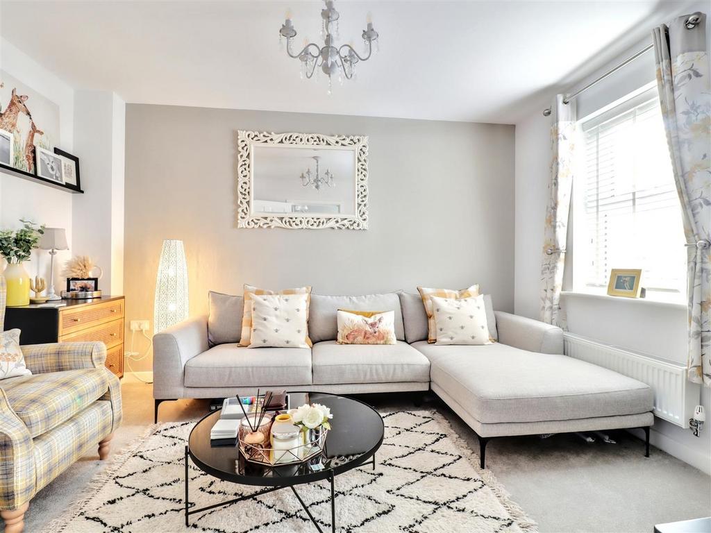 Sitting/bedroom