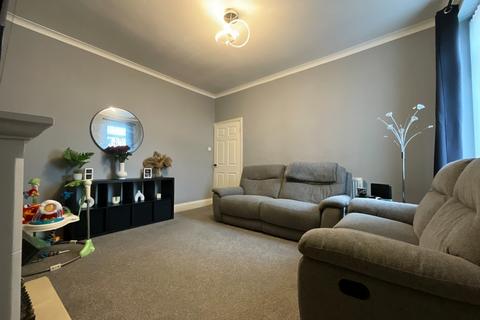 3 bedroom flat for sale, Roseberry Terrace, Boldon Colliery, Tyne and Wear, NE35