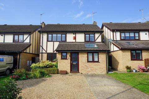 4 bedroom detached house for sale, Mentmore Gardens, Leighton Buzzard