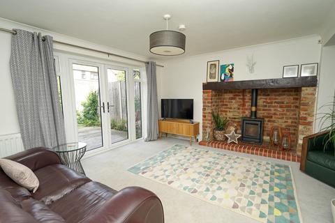 4 bedroom detached house for sale, Mentmore Gardens, Leighton Buzzard