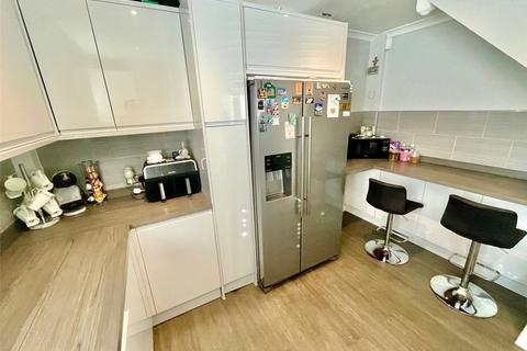 3 bedroom end of terrace house for sale, Old Farm Avenue, Sidcup, Kent, DA15