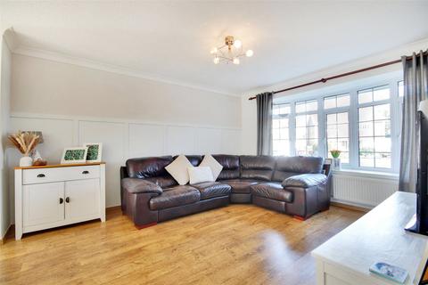 3 bedroom detached house for sale, Chantry Avenue, Hartley, Kent, DA3