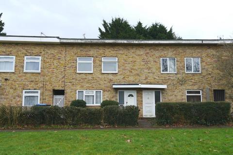 4 bedroom terraced house to rent, Foxglove Close, Hatfield