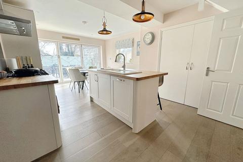 66 Buzzard Road, Calne, SN11 9RW