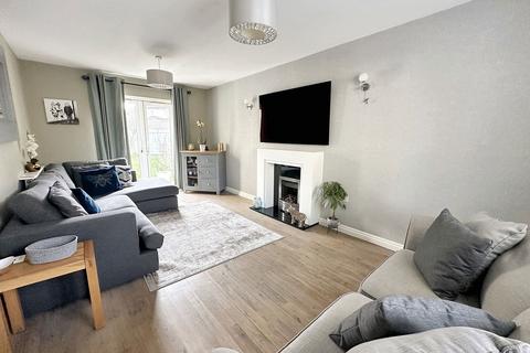 66 Buzzard Road, Calne, SN11 9RW