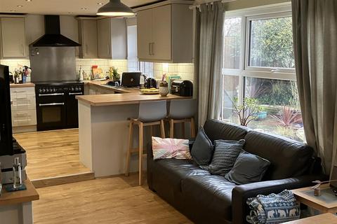 11 Chater Drive, Sutton Coldfield, B76 2BJ