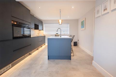 30 Bridewell Close, North Leigh, Witney, OX29 6TR