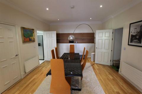 2 bedroom apartment to rent, St. Hilarys Park, Alderley Edge