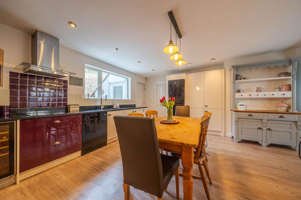 Kitchen diner