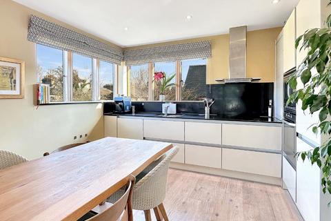 2 bedroom apartment for sale, Long Road, Cambridge