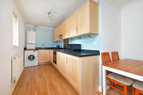 2 bedroom flat for sale, Scarlet Oaks, Camberley, Surrey, GU15