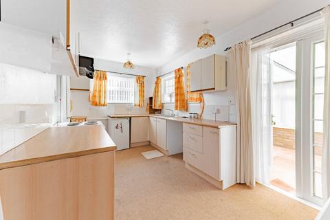 2 bedroom detached bungalow for sale, Willow Road, Pakefield