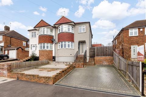 127 Longmead Drive, Sidcup, DA14 4NY