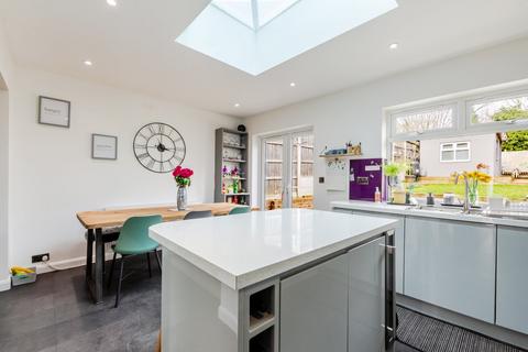 127 Longmead Drive, Sidcup, DA14 4NY