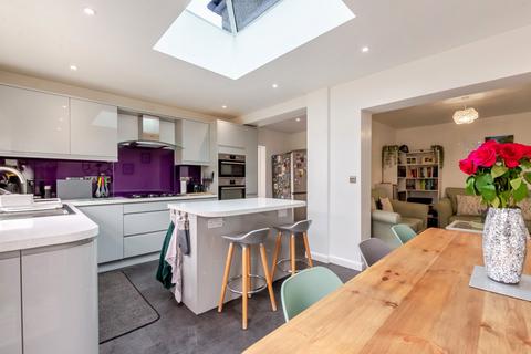 127 Longmead Drive, Sidcup, DA14 4NY