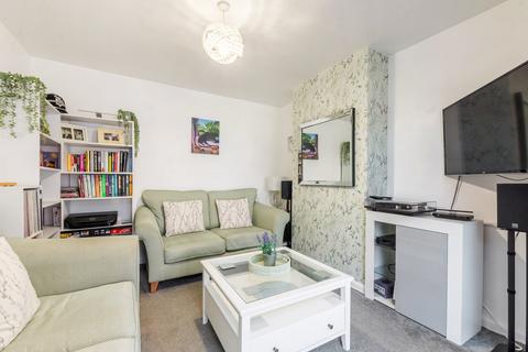 127 Longmead Drive, Sidcup, DA14 4NY
