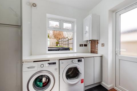 127 Longmead Drive, Sidcup, DA14 4NY