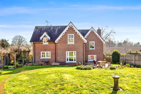 5 bedroom detached house for sale, Gascoigne Lane, Alresford SO24