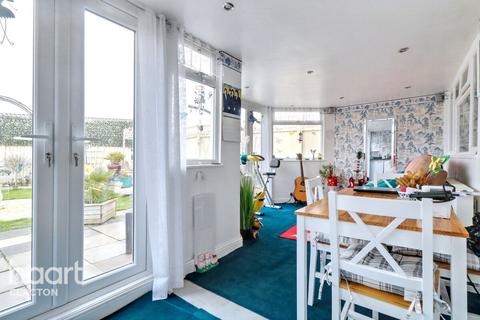 34 Bertram Avenue, Little Clacton, Clacton-on-sea, CO16 9RL