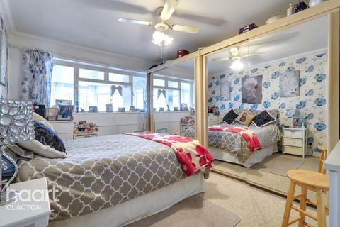 34 Bertram Avenue, Little Clacton, Clacton-on-sea, CO16 9RL