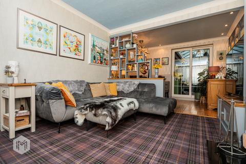 2 bedroom terraced house for sale, Wren Street, Oldham, Greater Manchester, OL4 5HB