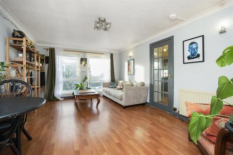 2 bedroom flat for sale, 32 Fernie Place, Dunfermline, KY12 9BX