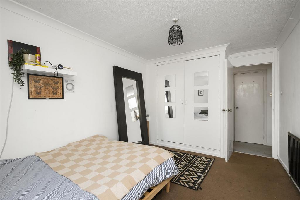 32 Fernie Place 22.jpg