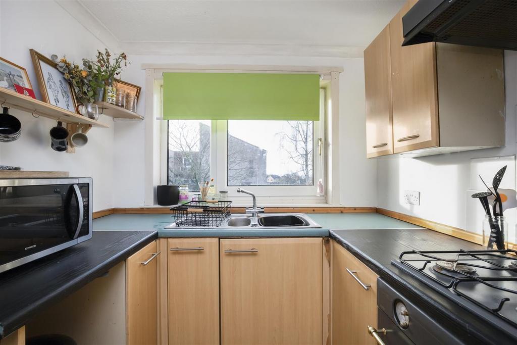 32 Fernie Place 15.jpg
