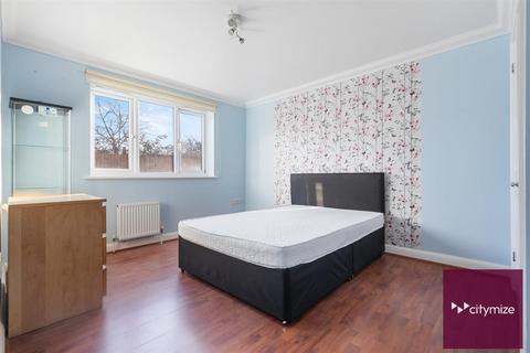 2 bedroom flat for sale, Madison Court, Dagenham, RM10