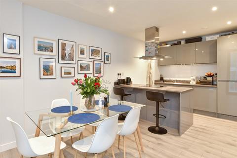 1 bedroom flat for sale, Circus Street, Brighton, East Sussex