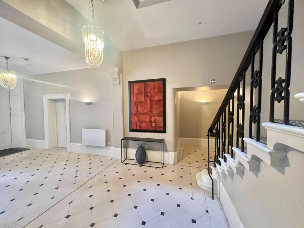 Image00005.jpeg