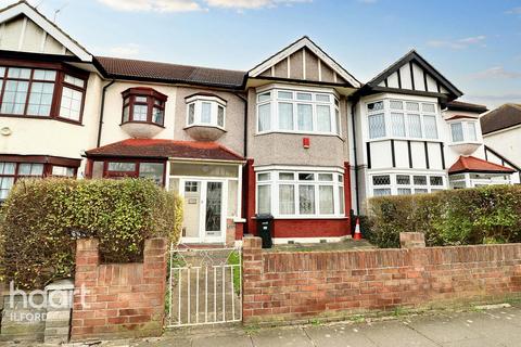 3 bedroom terraced house for sale, The Drive, Ilford