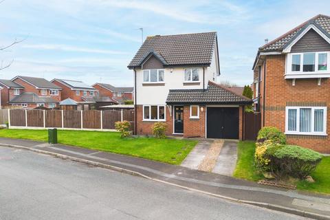 3 bedroom detached house for sale, Lincoln Close, Woolston, WA1