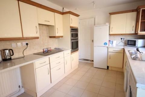 House share to rent, Queen Street, Rushden, Northants, NN10
