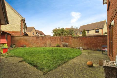 26 Standen Way, Swindon, SN25 4YF