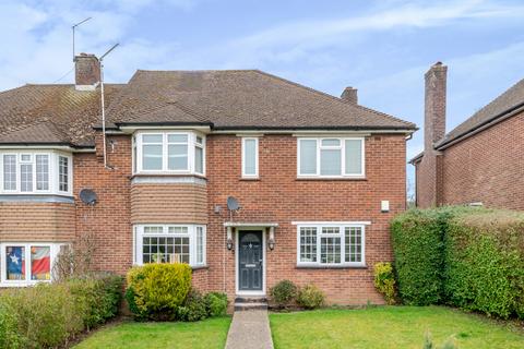 2 bedroom maisonette for sale, Grove Road, Cockfosters, Barnet, EN4